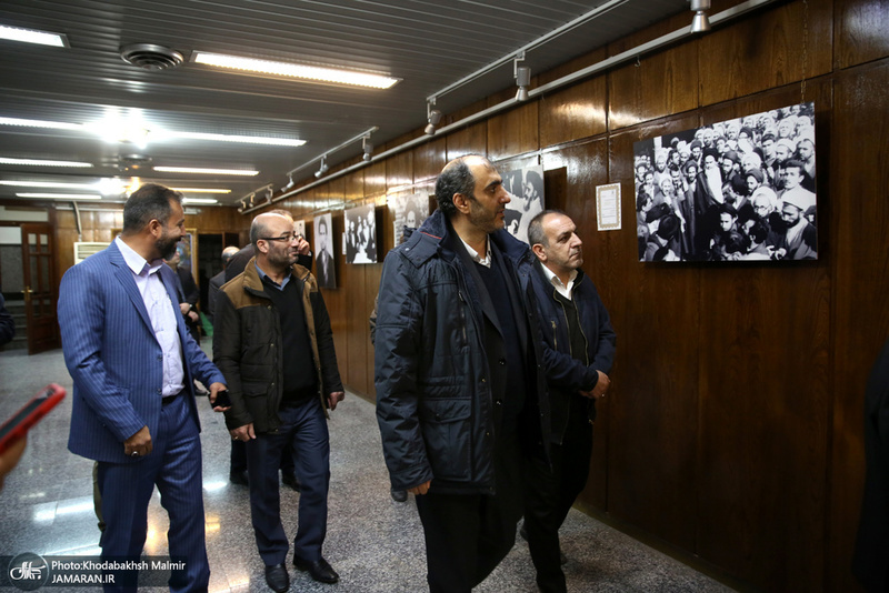 تجدید میثاق دانش آموزان و اقشار مختلف مردم با امام (س) در حسینیه جماران