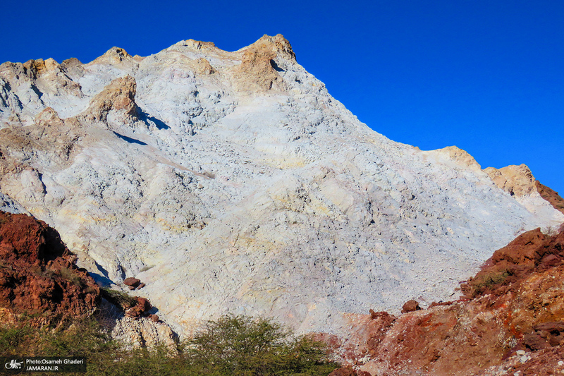 کوه سفید برفی هرمز