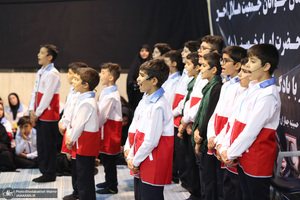 تجدید میثاق جمعی از جوانان هلال احمر با آرمان های حضرت امام خمینی (س)