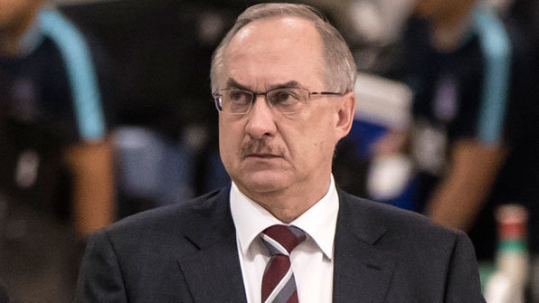 سرمربی تیم ملی کره‌جنوبی در آستانه برکناری

