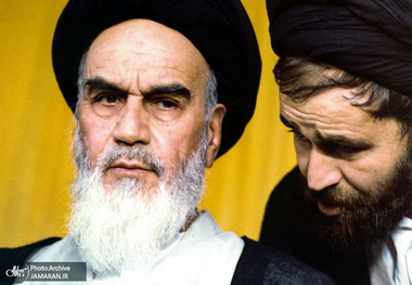 نکته های ناب عرفانی در اهدانامه کتاب سرالصلوه امام به حاج احمدآقا