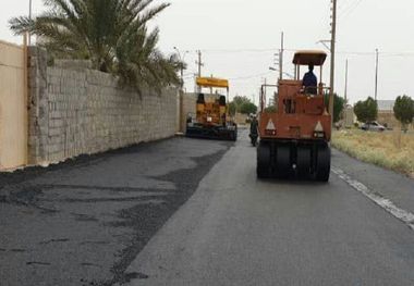 ۶۳.۵ هزار مترمربع معابر روستاهای گناوه آسفالت شد