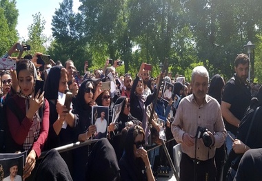 بدرقه بهنام صفوی به سوی منزلگاه ابدی