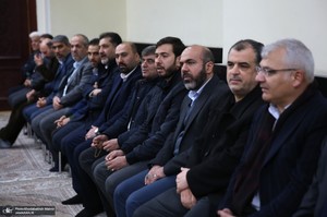 دیدار رئیس، مدیران و کارکنان ستاد اجرایی فرمان امام (ره) با سید حسن خمینی