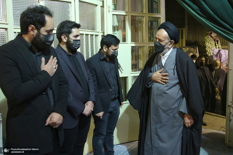 مراسم بزرگداشت مرحوم حاج عیسی جعفری و مرحوم سید احمد میریان در حسینیه جماران