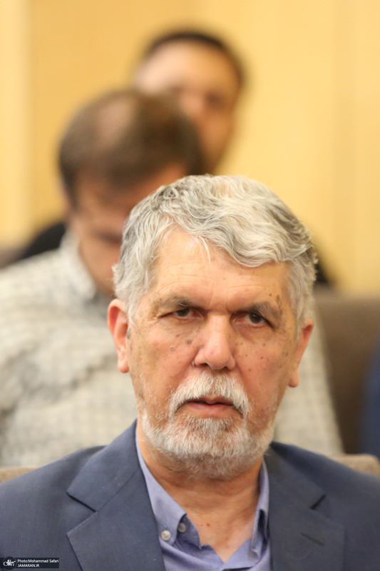 مجلس بزرگداشت خواهر هادی خانیکی