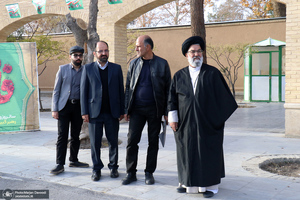 بازدید سفیر ازبکستان در ایران از بیت تاریخی امام در خمین