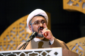 آئین افتتاح سومین هفته فرهنگی «بر آستان آفتاب» در بیت تاریخی امام