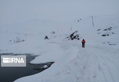 برف راه ۱۱ روستای آذربایجان‌غربی را مسدود کرد