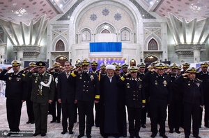 تجدید میثاق فرمانده و پرسنل نیروی دریایی ارتش جمهوری اسلامی ایران با آرمان‌های امام خمینی(س)