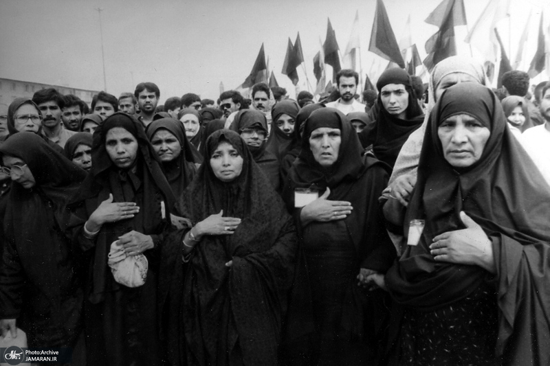 تشییعی که خاطره ۳۷ سال پیش را زنده می‌کند/ تشییع امام خمینی