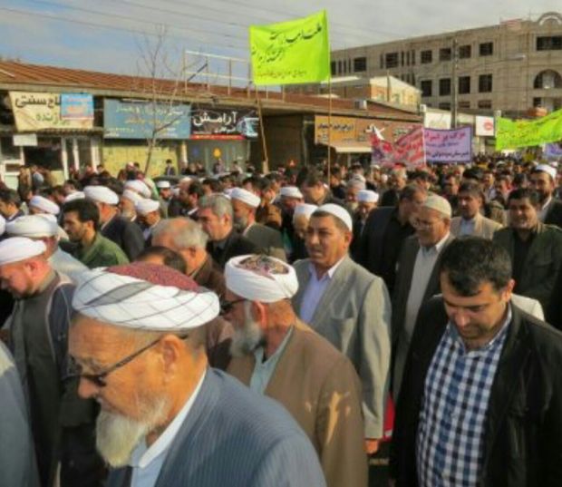 راهپیمایی ضد فتنه درگلستان  مردم آق قلا وعلی آباد کتول ناآرامی های اخیر را محکوم کردند