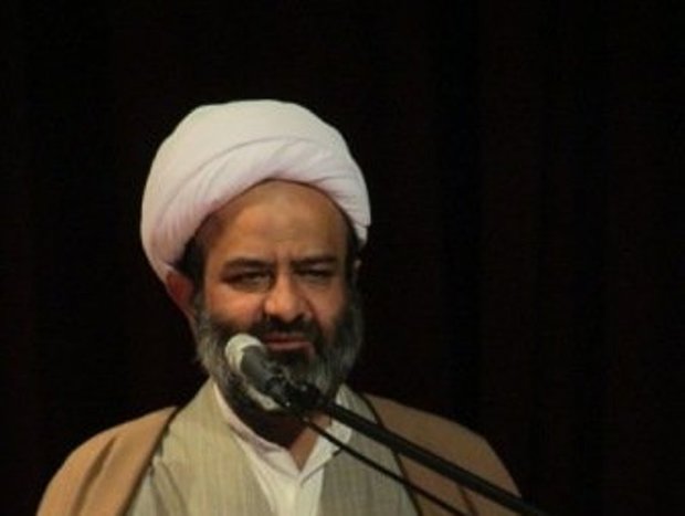 ملت ایران از حقوق قانونی خود کوتاه نخواهد آمد