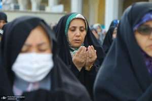 نماز عید سعید فطر در حرم مطهر حضرت معضومه (س)