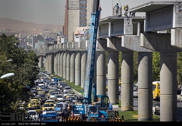 شهرداری کرمانشاه برنامه ای برای حل معضل ترافیک ندارد