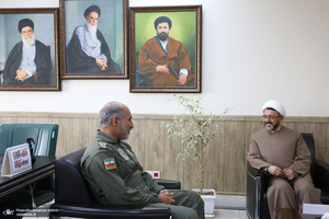 دیدار پیشکسوتان رژه 19 تیر 1358 با رییس موسسه تنظیم و نشر آثار امام خمینی (س)