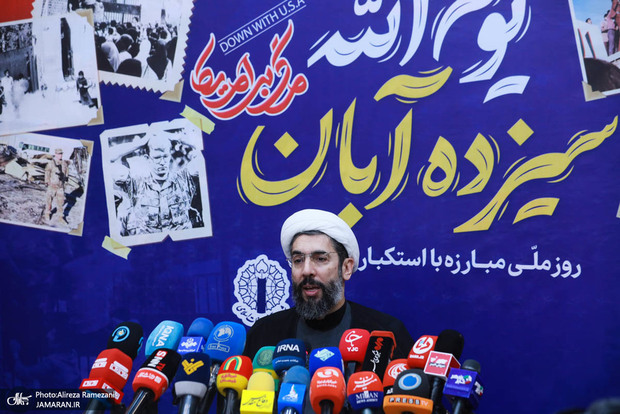حجت‌الاسلام رستمی: دوستی با آمریکا هلاکت است/ بزرگ‌ترین دزدی تاریخ براساس اسناد بین‌المللی توسط خانواده پهلوی بود/ انواع جنایاتی که می‌توانست علیه یک ملت صورت بگیرد، توسط آمریکا انجام شد