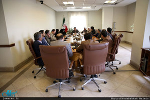 بازدید جمعی از مدیران موسسه تنظیم و نشر آثار امام(س) از مرکز اسناد کتابخانه ملی 