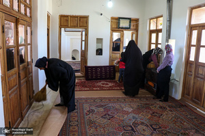 غبار روبی زادگاه حضرت امام خمینی در شهرستان خمین