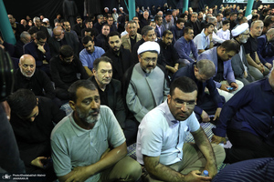 مراسم بزرگداشت همسر آیت الله موسوی بجنوردی (ره) در حسینیه شماره یک جماران-1