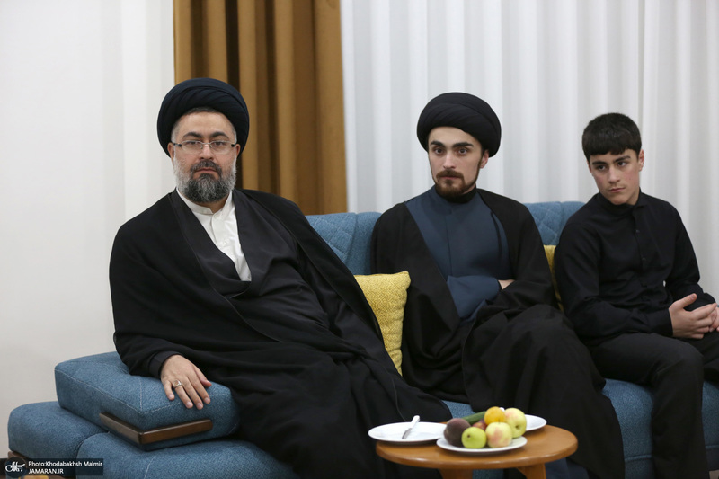 حضور سید حسن خمینی در منزل شهید دکتر فریدون  عباسی