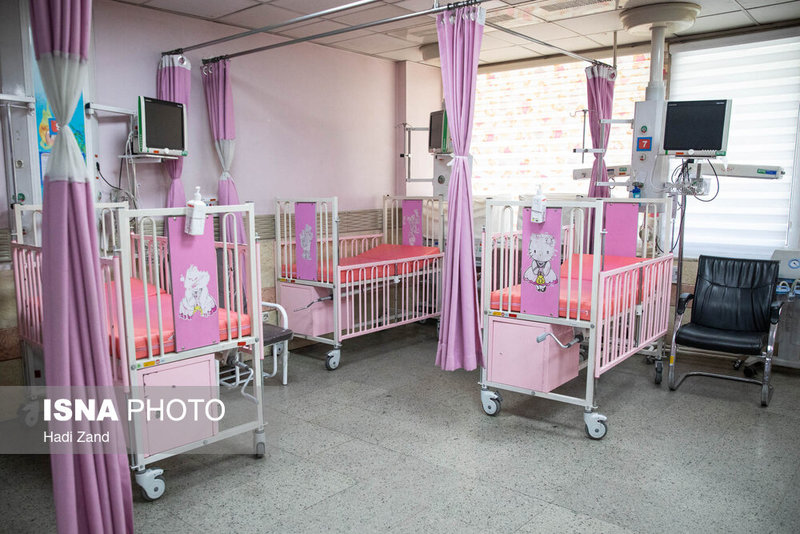 یک روز در بیمارستان کودکان مفید 