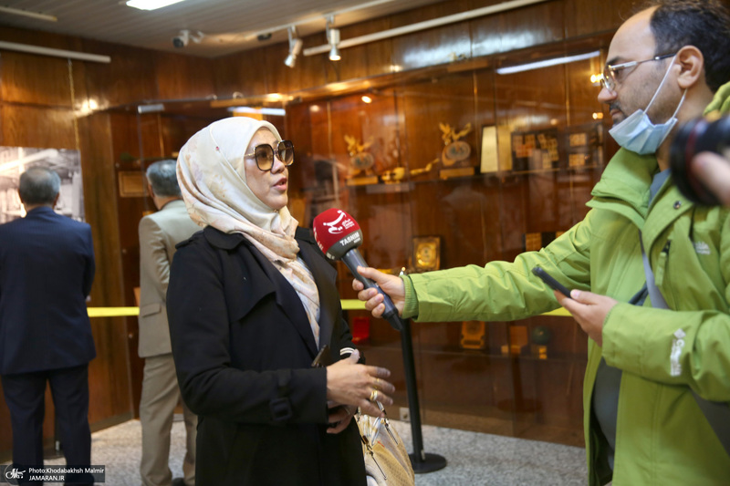 بازدید جمعی از مهمانان شرکت کننده رویداد بین المللی جایزه جهانی امام خمینی از جماران