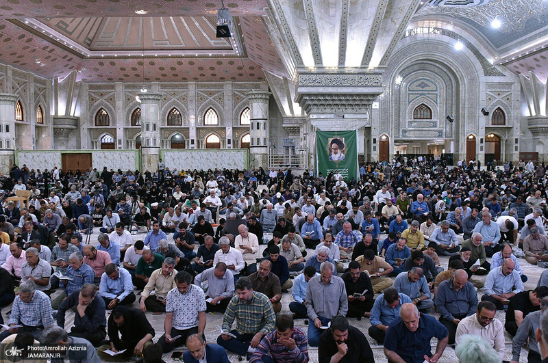 مراسم دعای عرفه در حرم مطهر امام خمینی (س)