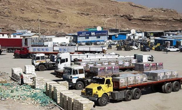 160 هزار تن کالای استاندارد از مرز مهران به عراق صادر شد