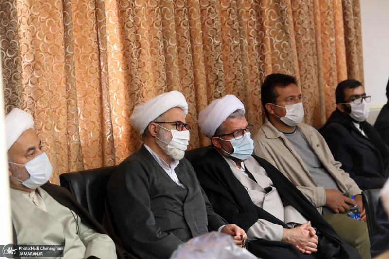 همایش نقش اندیشه های عرفانی امام خمینی در شکل گیری انقلاب اسلامی ایران