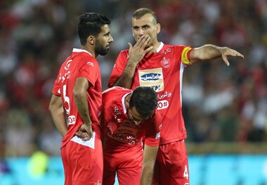 شکست پرسپولیس مقابل الدحیل در نیمه نخست
