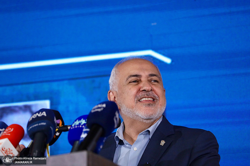 نشست رو‌نمایی کتاب در اندیشه ایران