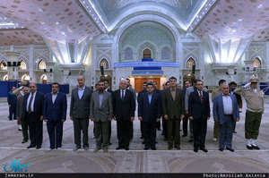ادای احترام وزیر کشور عراق به مقام شامخ حضرت امام 
