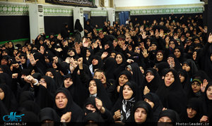 مراسم عزاداری شب عاشورای حسینی با حضور رهبر معظم انقلاب اسلامی