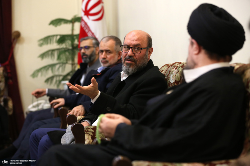 دیداررئیس و جمعی از کارکنان بنیاد مستضعفان با سید حسن خمینی