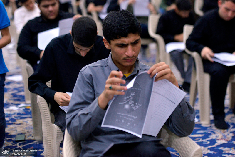آزمون ورودی حوزه علمیه استان تهران در حرم مطهر امام خمینی