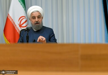 حسن روحانی: اگر قرار است با قدرت‌های جهانی ۲۰ سال دیگر بجنگیم، باید قبلش از مردم بپرسید