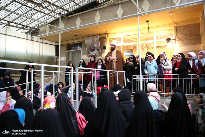 تجدید میثاق دانش آموزان موسسه فرهنگی شهید اسکندری با امام (س) در حسینیه جماران