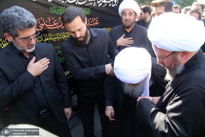دسته عزاداری شهادت امام عسکری(ع) با حضور آیت العظمی وحید خراسانی