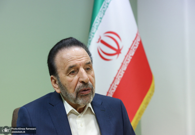 قائم مقام حزب اعتدال: ترامپ نقشه راهی برای شرایط مبهم فعلی ندارد/ تلاش نظامی آمریکا برای تسلیم ایران ناموفق بود