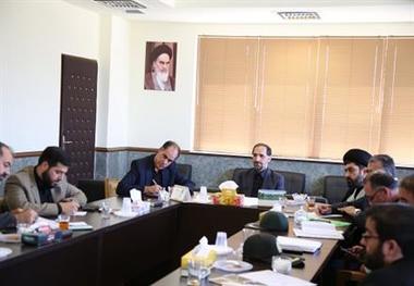برگزاری جلسه ستاد تسهیلات زائران و خدمات سفر  قم تاکید بر خدمات رسانی مطلوب به زائران