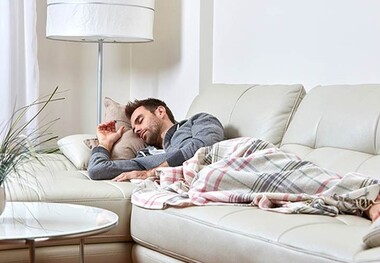 برای جبران کم‌خوابی ورزش کنیم یا چرت بزنیم؟