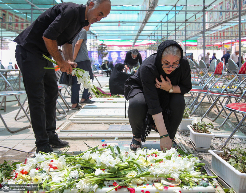 مراسم چهلمین روز شهدای جنگ تحمیلی ۱۲ روزه در قطعه 42 بهشت زهرا (س)