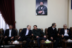 دیدار وزیر ارتباطات و معاونین با سید حسن خمینی