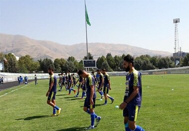 تمرین استقلال در غیاب شفر و ملی‌پوشان