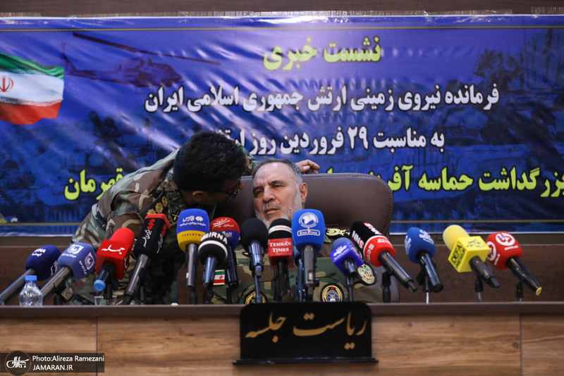 نشست خبری فرمانده نیروی زمینی ارتش