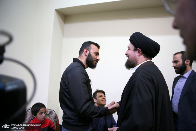 دیدار جمعی از ایتام و معلولین موسسه خیریه بهشت رضا(ع) با سید حسن خمینی