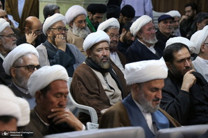 «مفتاح الهدایه فی شرح تحریر الوسیله» - 1