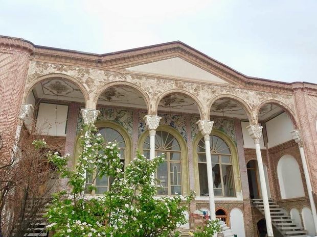 پیشرفت ۷۰ درصدی مرمت و بازسازی خانه تاریخی سرخه‌ای تبریز