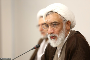 آیین رونمایی  از فصلنامه گواه در مرکز اسناد انقلاب اسلامی